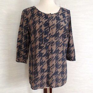 Gap Navy Blue Beige Tan Silk Cotton Blend Print Pattern Spring Summer Blouse